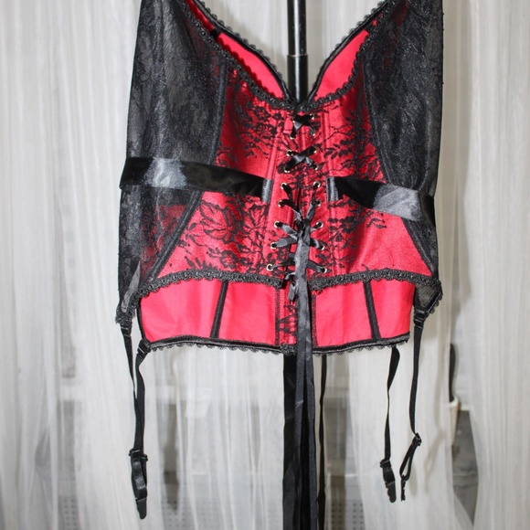 Red and Black Satin Lace Corset Bustier with Garters. Sz. 4XL - Picture 5 of 8